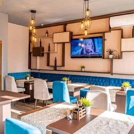 Anastasia * 萨帕雷瓦巴尼亚